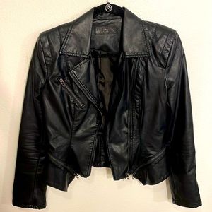 Faux leather jacket! Black! 🖤✔️⚫️🕶